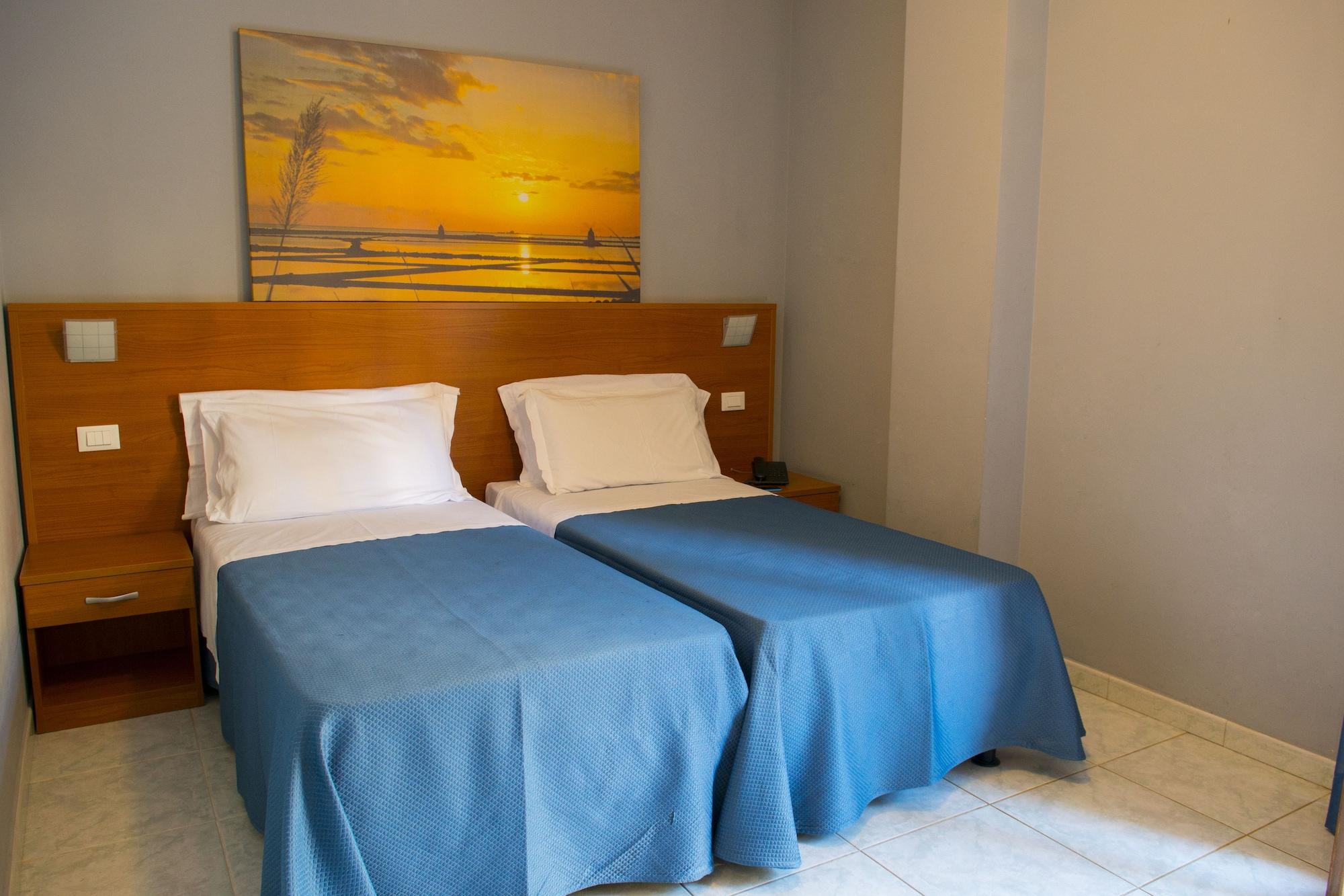 Hotel Dei Pini Порто Емпедокле Екстериор снимка